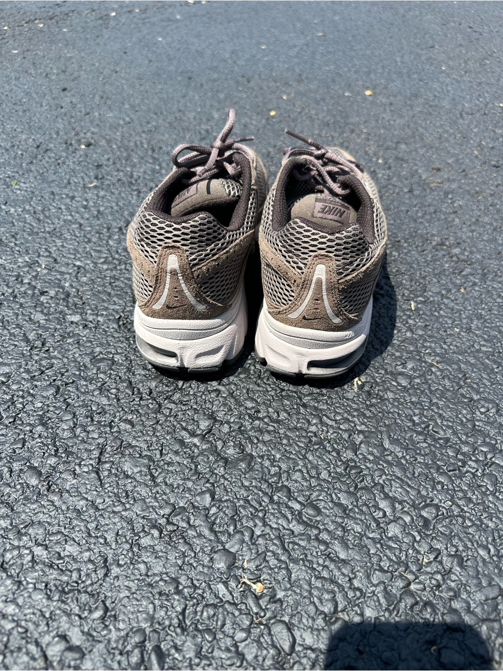 Nike Air Max Moto 2k - Ironstone/College Grey/Velvet Brown - Picture 13 of 13